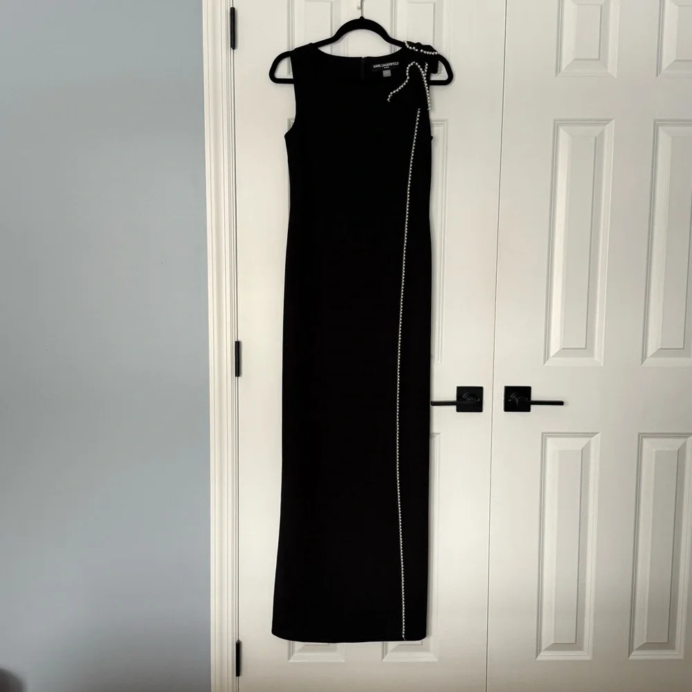 Karl Lagerfeld Paris Black Sleeveless Gown w/ Pearl Trim | Size 4 - Picture 2 of 11